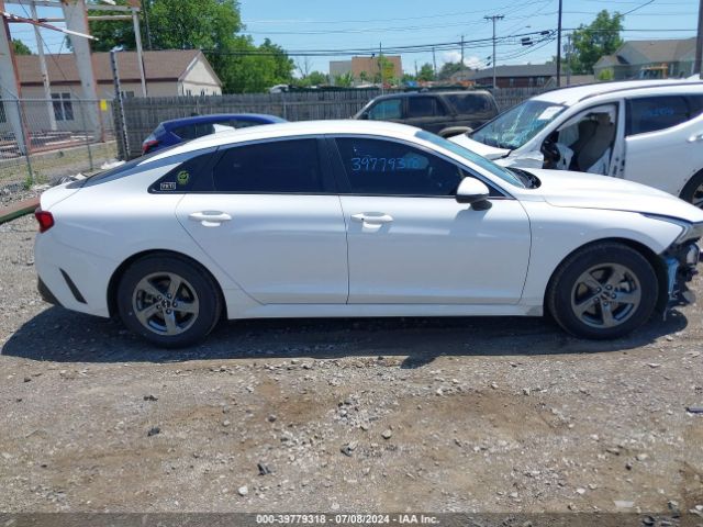 5XXG14J27NG122640 KIA K5 LXS