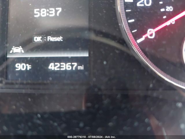 5XXG14J27NG122640 KIA K5 LXS