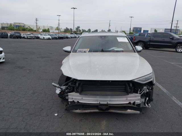 WA1VAAGE1KB010340 Audi E-tron Premium Plus