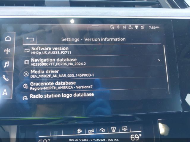 WA1VAAGE1KB010340 Audi E-tron Premium Plus