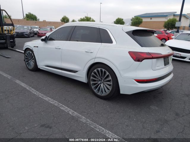 WA1VAAGE1KB010340 Audi E-tron Premium Plus