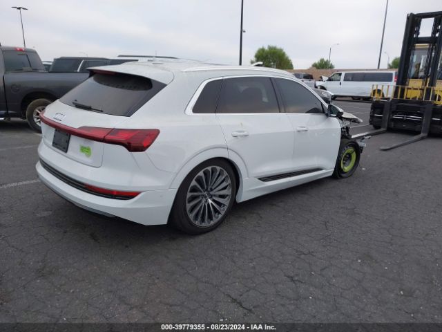 WA1VAAGE1KB010340 Audi E-tron Premium Plus