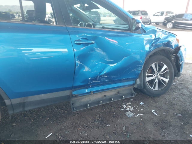 Toyota Rav4 Xle 2017 2T3RFREV9HW557432 Image 12