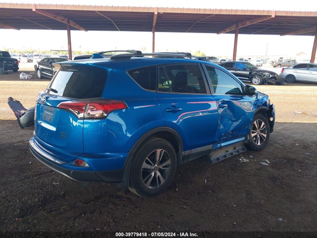 Toyota Rav4 Xle 2017 2T3RFREV9HW557432 Image 4