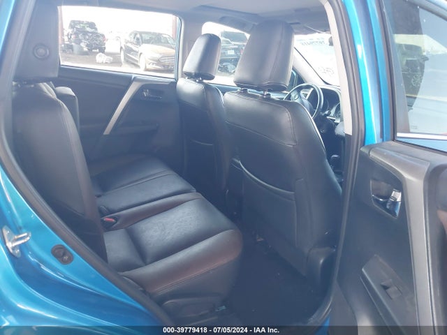 Toyota Rav4 Xle 2017 2T3RFREV9HW557432 Image 8