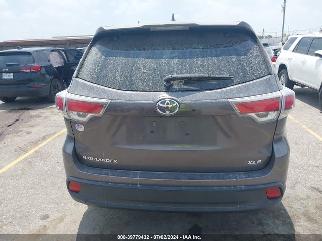 Toyota Highlander Xle V6 2014 5TDKKRFH7ES008072 Image 16