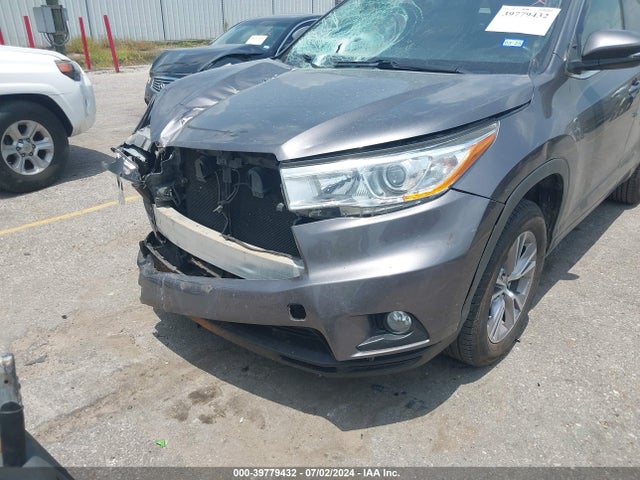 Toyota Highlander Xle V6 2014 5TDKKRFH7ES008072 Image 17