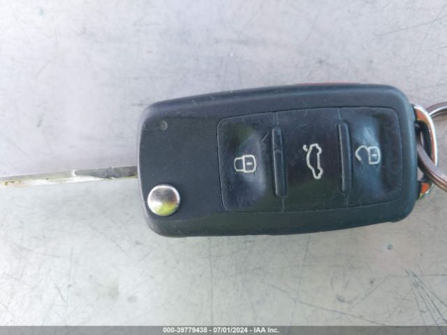 WVGAV7AX3GW576484 Volkswagen TIGUAN SE