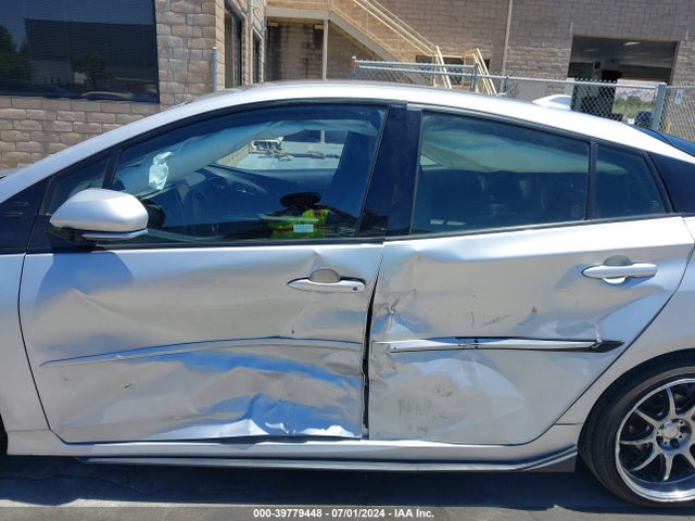 Toyota Prius Prime Premium 2017 JTDKARFP9H3038450 Image 14