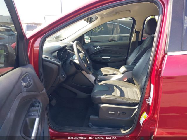 1FMCU0G90FUB31352 Ford ESCAPE SE