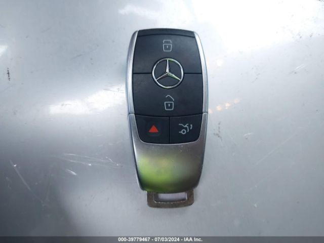 W1KWJ8DB6LF991391 Mercedes-Benz C 300