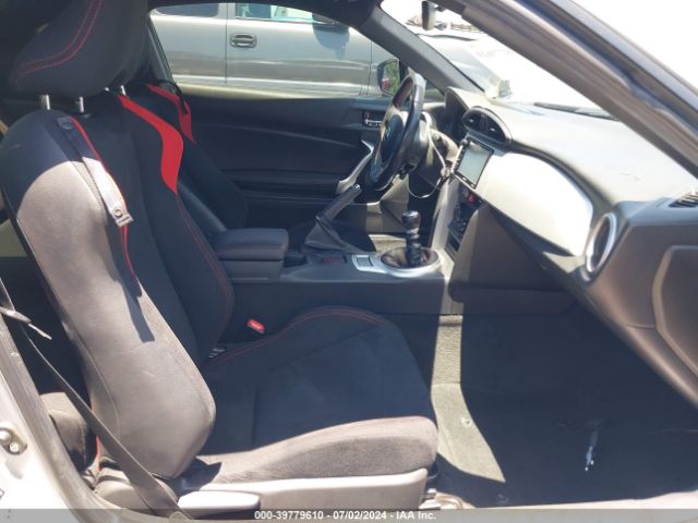 JF1ZNAA14G9705224 Scion FR-S