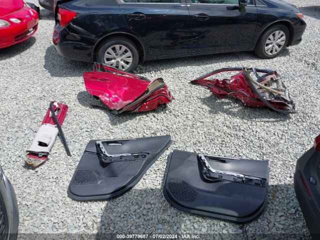 4T3RWRFV7MU021121 Toyota Rav4 Hybrid Xle