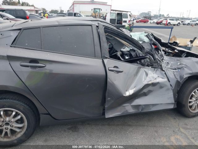 JTDKBRFU7J3596337 Toyota Prius Two