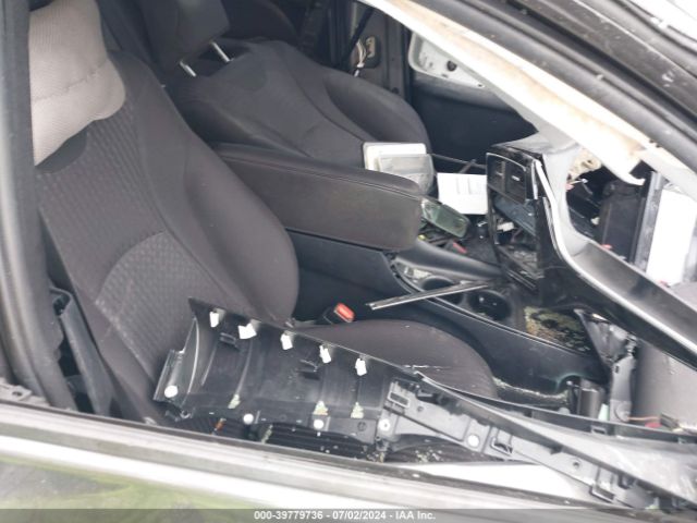 JTDKBRFU7J3596337 Toyota Prius Two