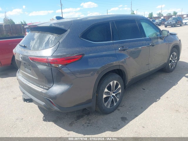 Toyota Highlander Xle 2022 5TDGZRBH8NS249100 Image 4