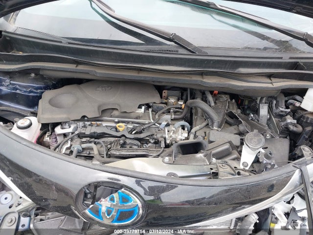 Toyota Sienna Platinum 2022 5TDERKEC1NS126303 Image 10