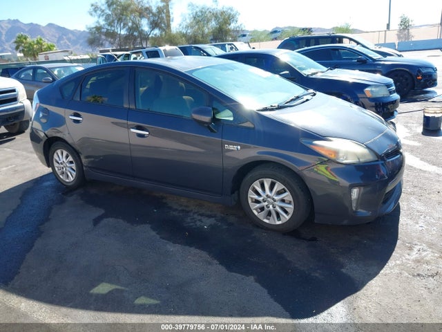 Toyota PRIUS PLUG-IN 2014 JTDKN3DP8E3061024 Image 13