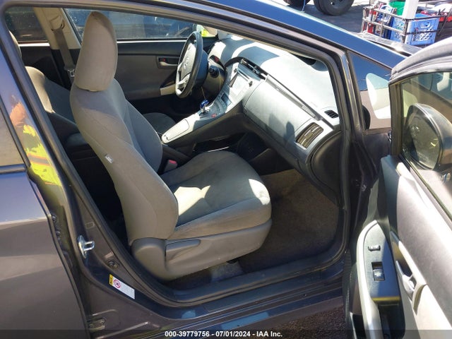 Toyota PRIUS PLUG-IN 2014 JTDKN3DP8E3061024 Image 5