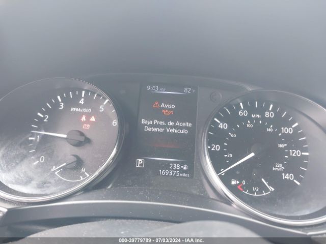 JN1BJ1CP9HW012132 Nissan Rogue Sport Sl