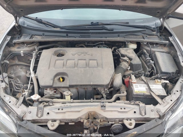 Toyota COROLLA LE 2018 5YFBURHE4JP802737 Image 10