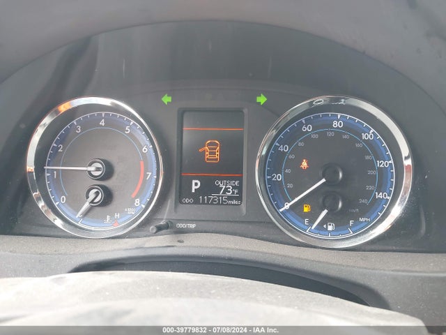 Toyota COROLLA LE 2018 5YFBURHE4JP802737 Image 7