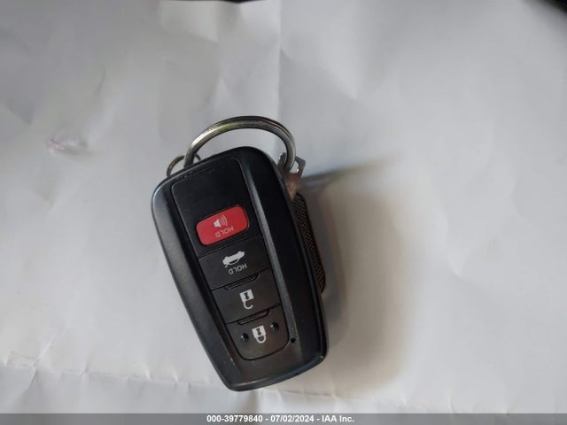 Toyota Corolla Hybrid Le 2021 JTDEAMDE1MJ032486 Image 11