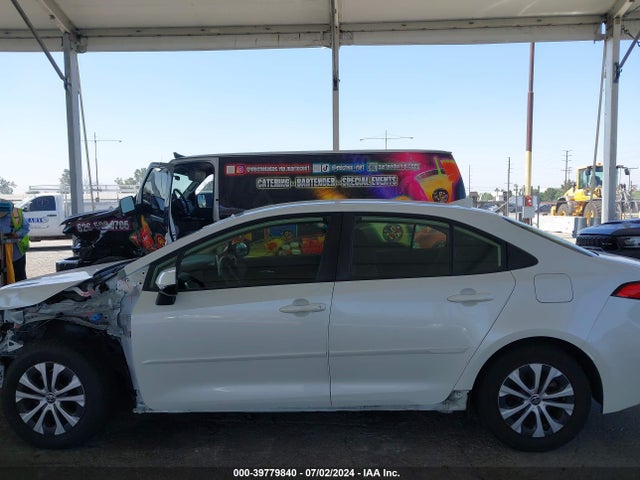 Toyota Corolla Hybrid Le 2021 JTDEAMDE1MJ032486 Image 15