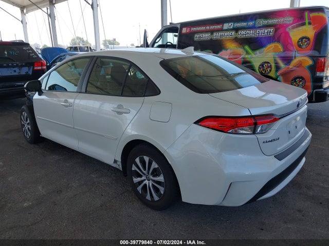 Toyota Corolla Hybrid Le 2021 JTDEAMDE1MJ032486 Image 3