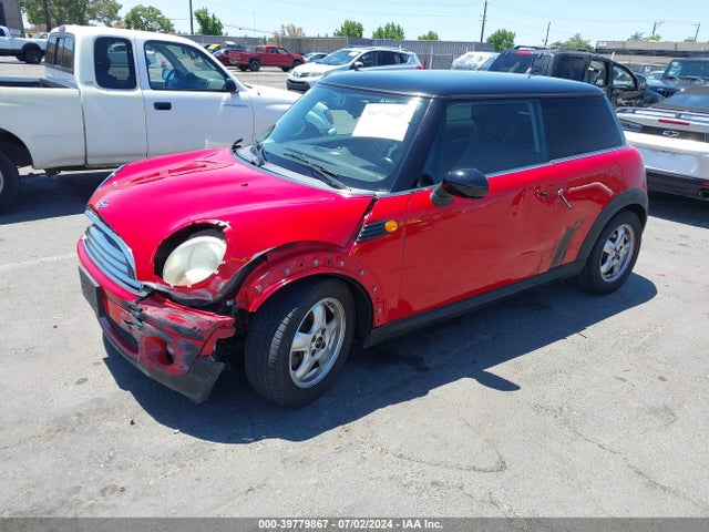2009 MINI COOPER WMWMF33589TW70865 Photo 1