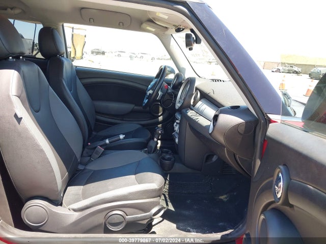 2009 MINI COOPER WMWMF33589TW70865 Photo 4