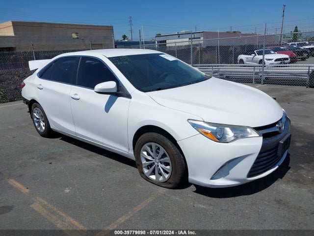 Toyota CAMRY LE 2017 4T1BF1FK8HU801362 main image
