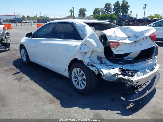 Toyota CAMRY LE 2017 4T1BF1FK8HU801362 Image 3