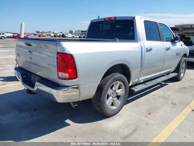 1C6RR7LG6JS141117 RAM 1500 Big Horn  4x4 5'7 Box