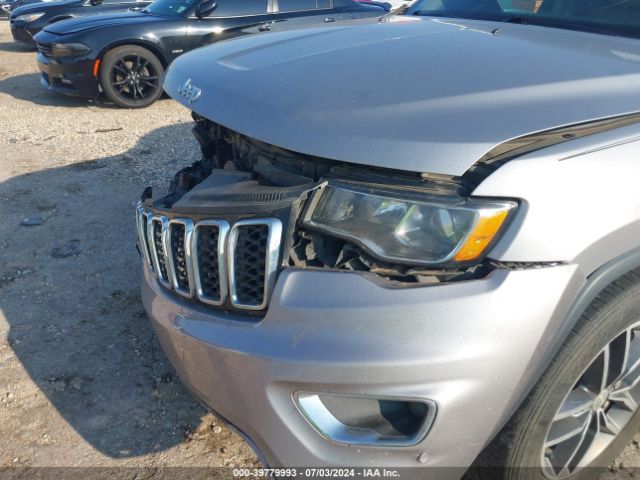 1C4RJEBG3JC212452 Jeep Grand Cherokee Limited 4x2