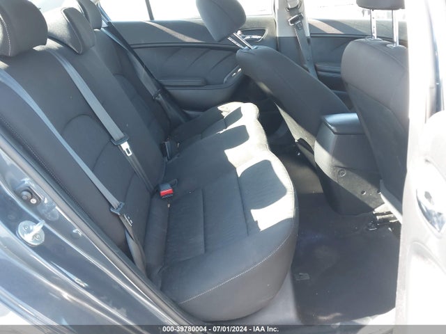 KNAFK4A69G5577408 KIA FORTE LX