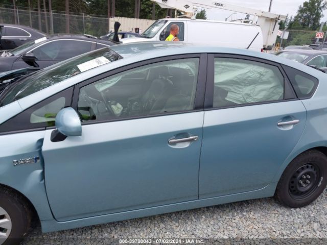 JTDKN3DP0E3063401 Toyota Prius Plug-in Advanced