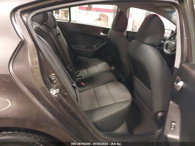 KIA FORTE LX 2017 3KPFL4A70HE011426 Image 8