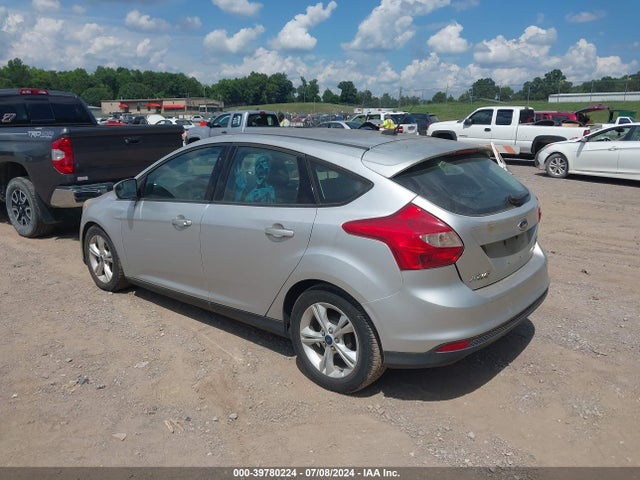 Ford FOCUS SE 2014 1FADP3K28EL422008 Image 3