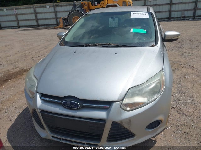 Ford FOCUS SE 2014 1FADP3K28EL422008 Image 6