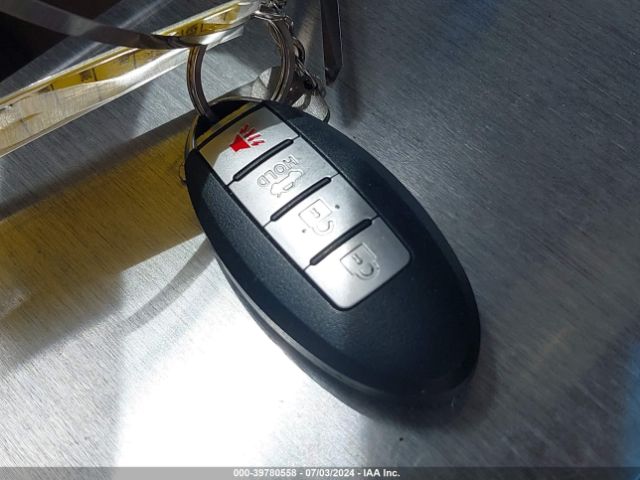 5N1AR2MM8EC616047 Nissan Pathfinder Sv