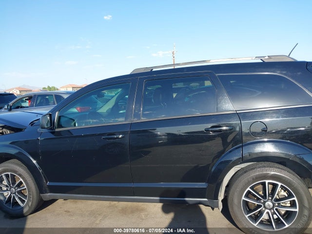 39780616 :رقم المزاد ، 3C4PDCAB6JT473877 vin ، 2018 Dodge Journey Se مزاد بيع