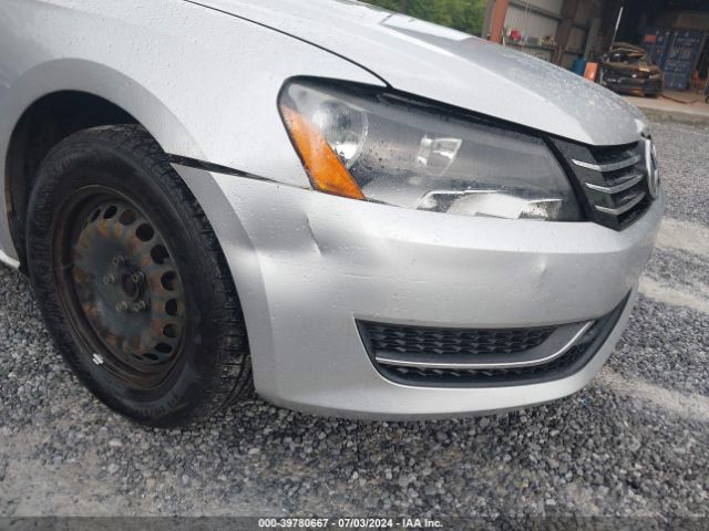 1VWAT7A34EC050660 Volkswagen Passat 1.8t S