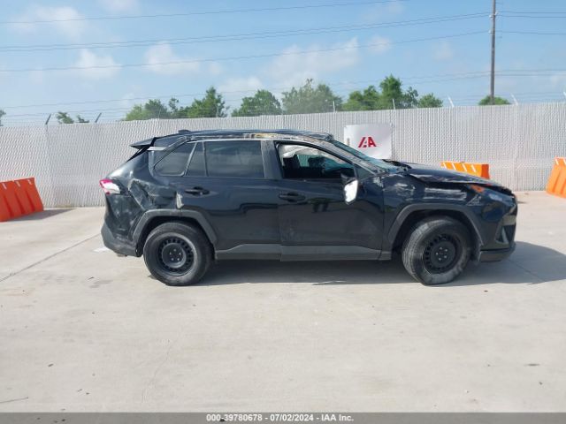2T3H1RFV8NW227737 Toyota RAV4 LE