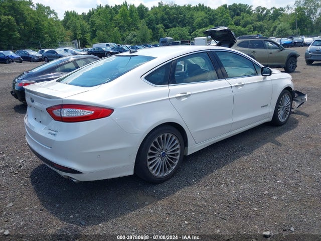 Ford Fusion Hybrid Titanium 2014 3FA6P0RU4ER117461 Image 4