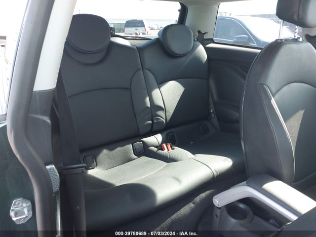 2009 MINI COOPER S WMWMF735X9TW82135 Photo 7