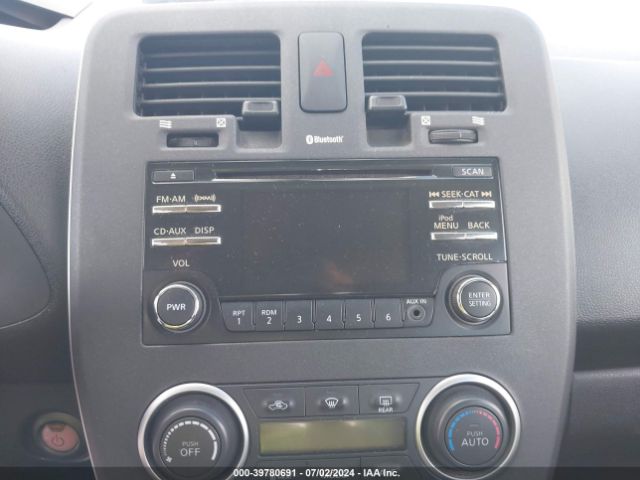 1N4AZ0CP7FC314325 Nissan LEAF S