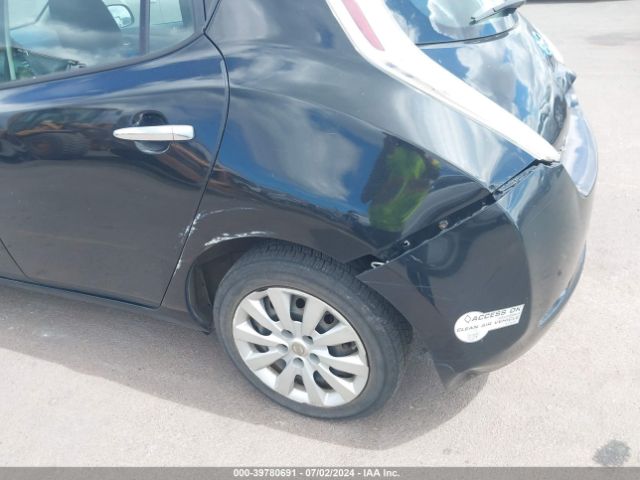 1N4AZ0CP7FC314325 Nissan LEAF S