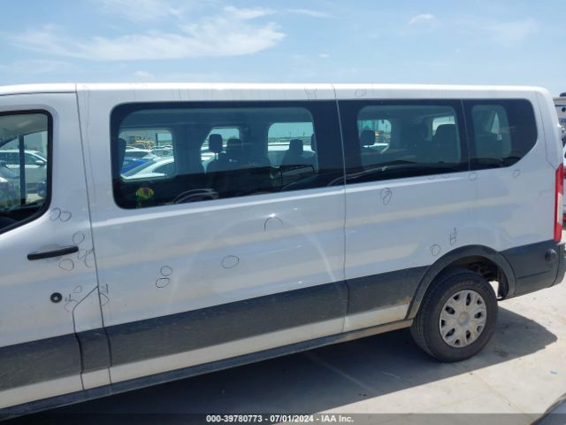 1FBAX2Y81LKA09860 Ford Transit-350 Passenger Van Xlt