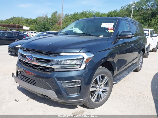 Ford Expedition Limited 2023 1FMJU2A81PEA50696 Image 2